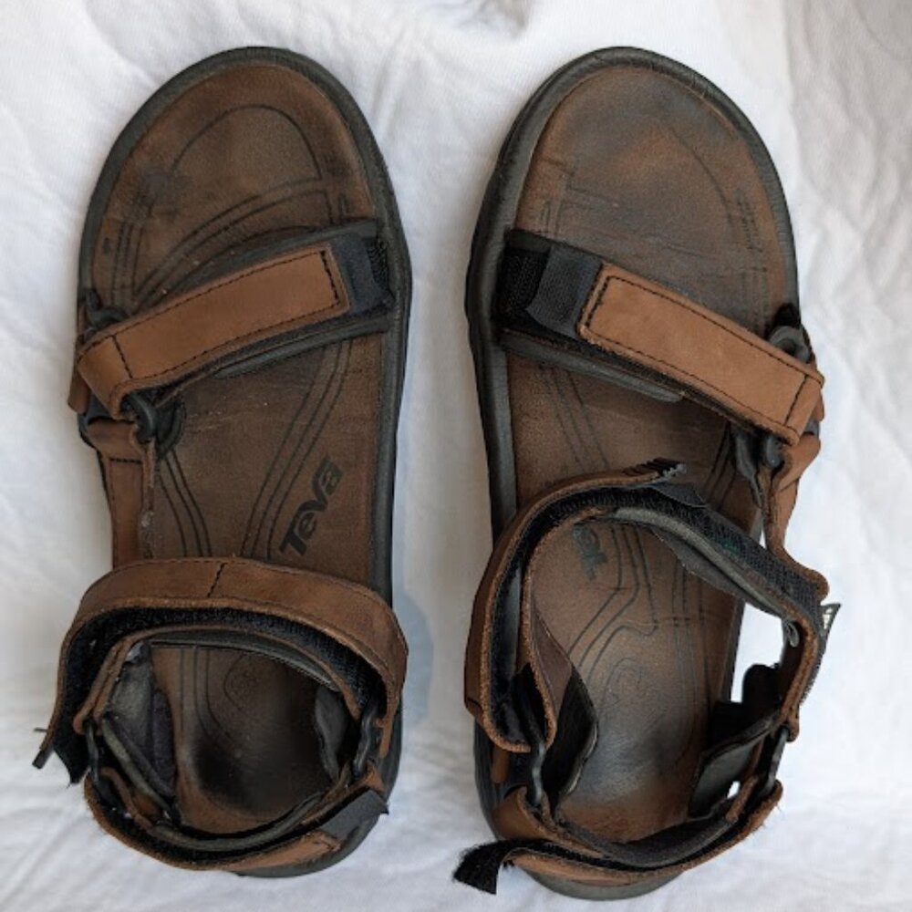 Teva Hurricane Drift Size 8 Brown Leather Sandal w/ 3 adjustable straps #6367